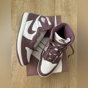 AIR JORDAN RETRO 1 HIGH OG